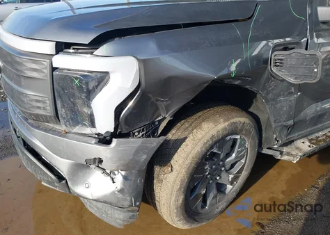 2022 Ford F-150 Lightning Lariat z USA, uszkodzony, nr VIN 1FT6W1EV4NWG11074